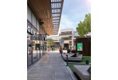 L'Avenue 83 L'Avenue 83